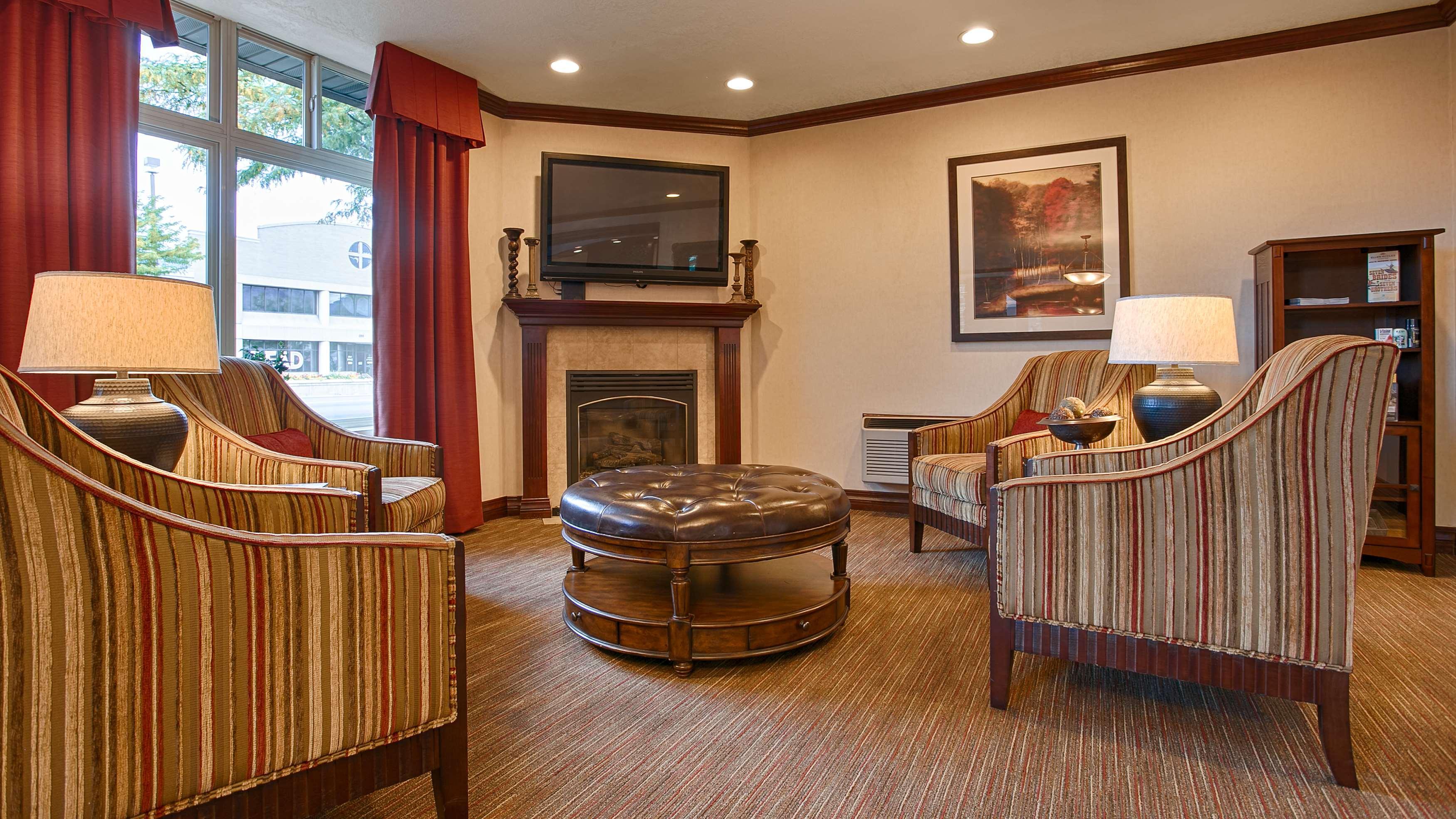 Best Western Plus Weston Inn Logan Interior foto